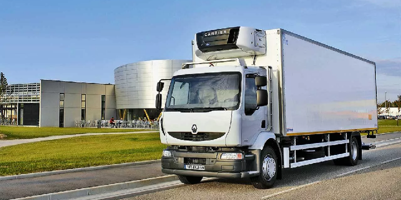 Грузовики с пробегом до 12 тонн